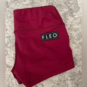 Fleo shorts size XS 2.5”